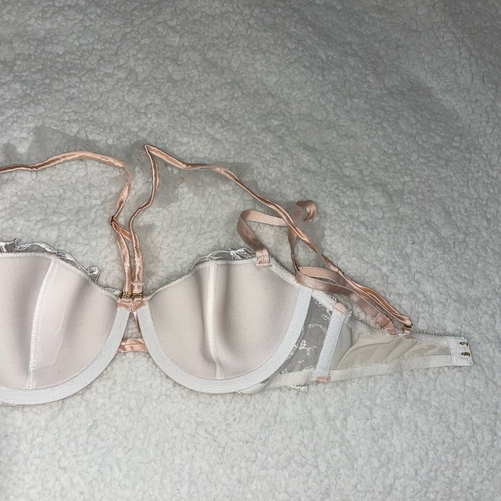 Victoria’s Secret Bridal Bra